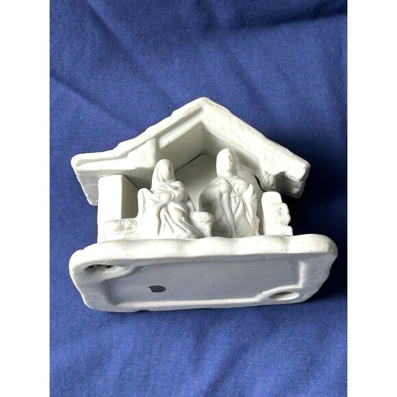 White Ceramic Nativity Scene Figurine Home Decor Christmas Religious Collectable - Picture 1 of 10